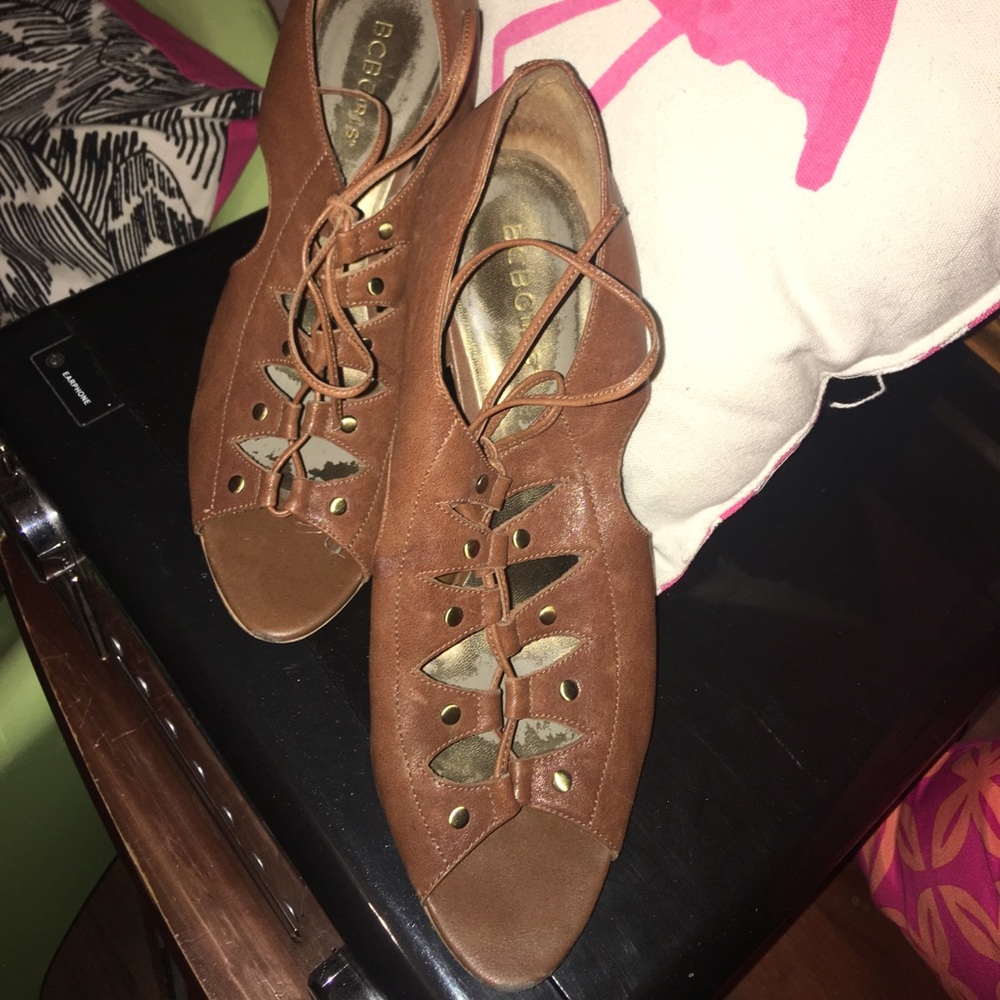 Bcbg Brown wedges